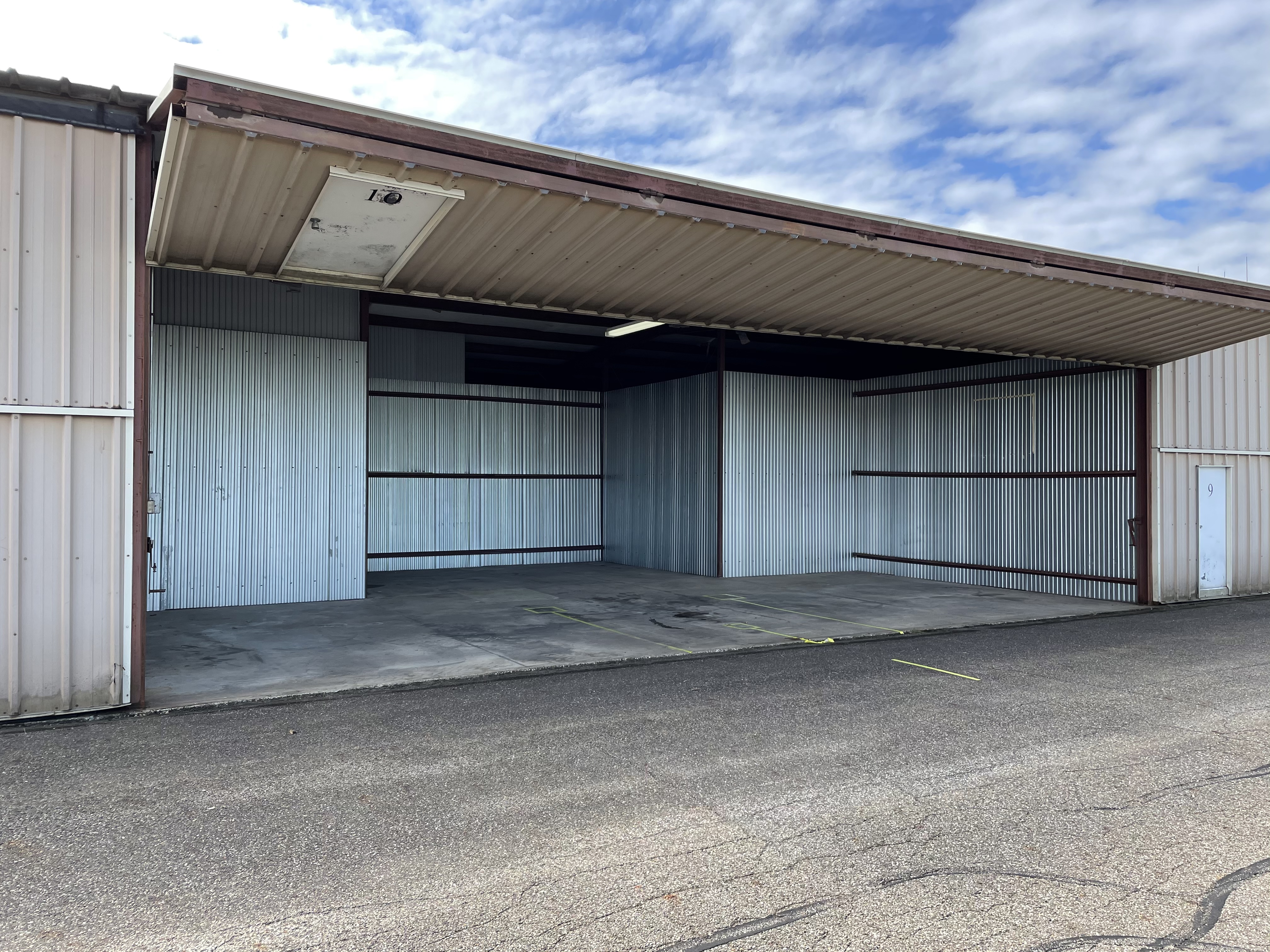 Akron Canton Airport T Hangar