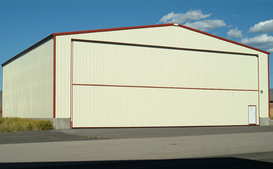 Hangar in A