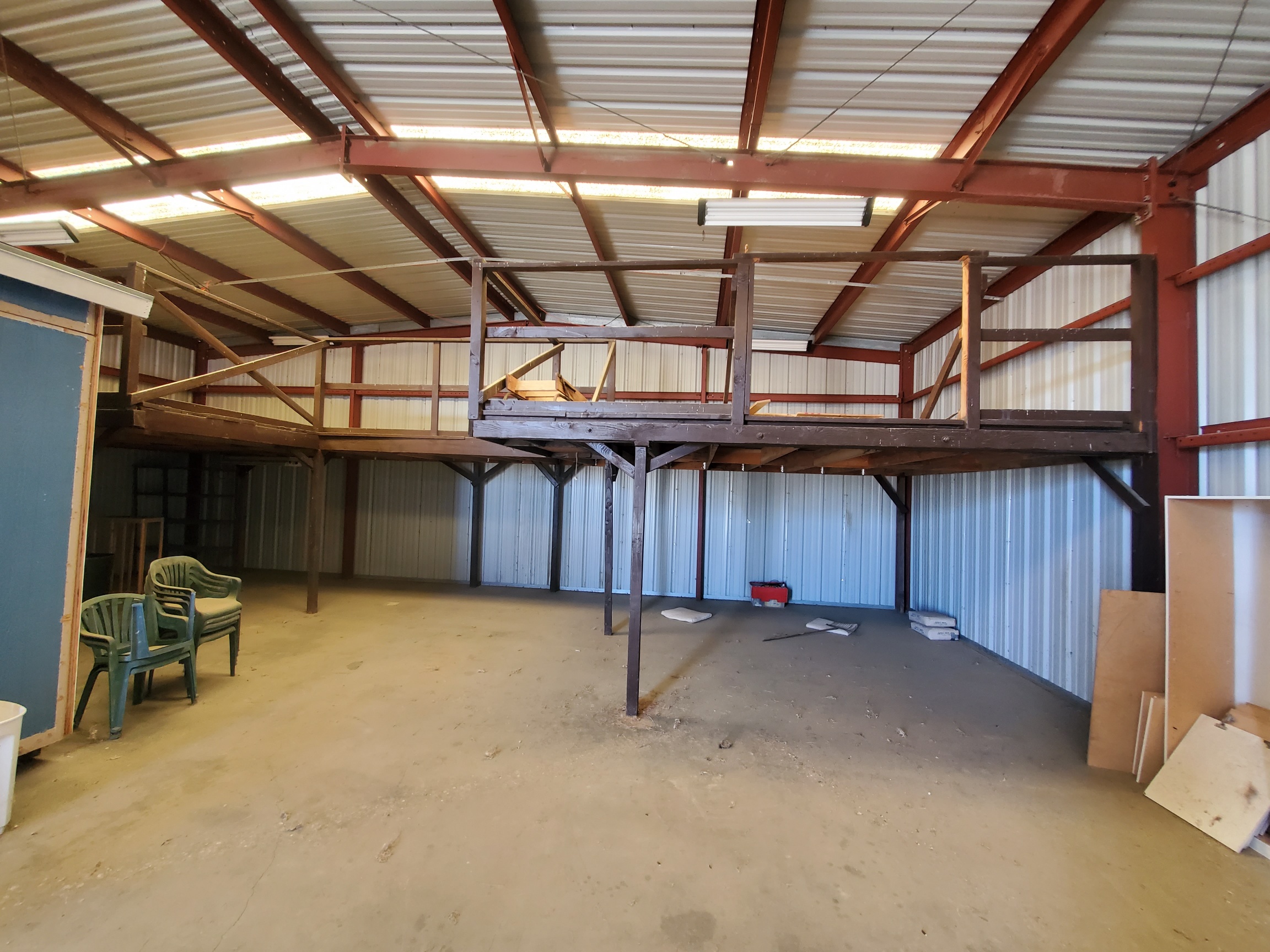 Hangar_Interior1.jpg