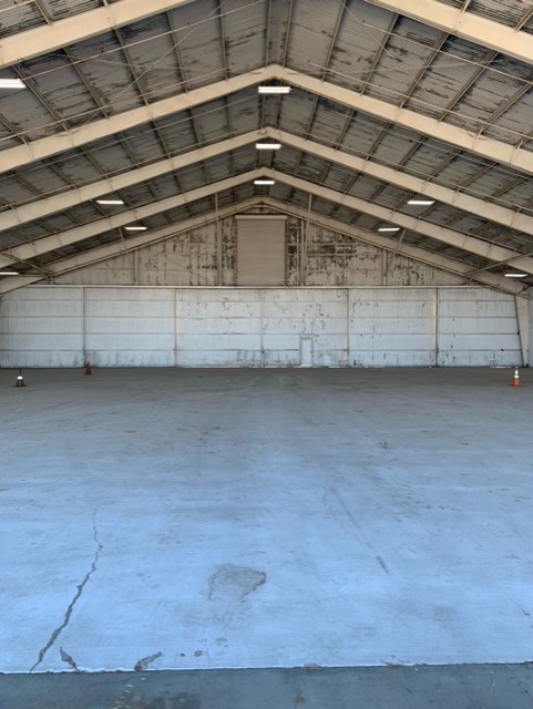 Sig_North_hangar_entrance_3.jpg