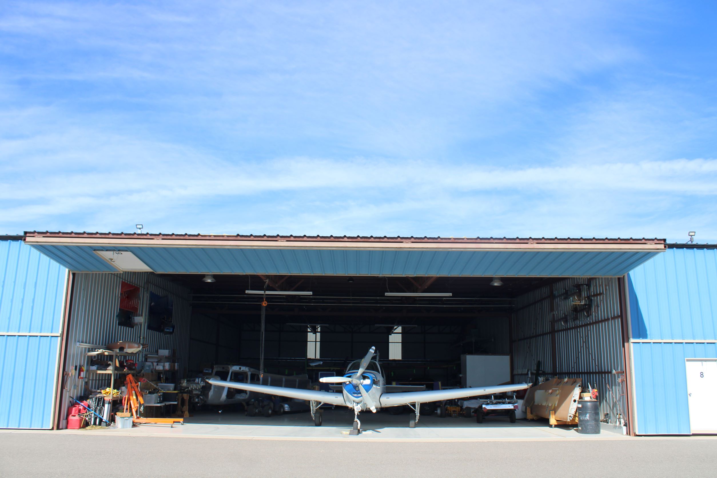 Hangar in A