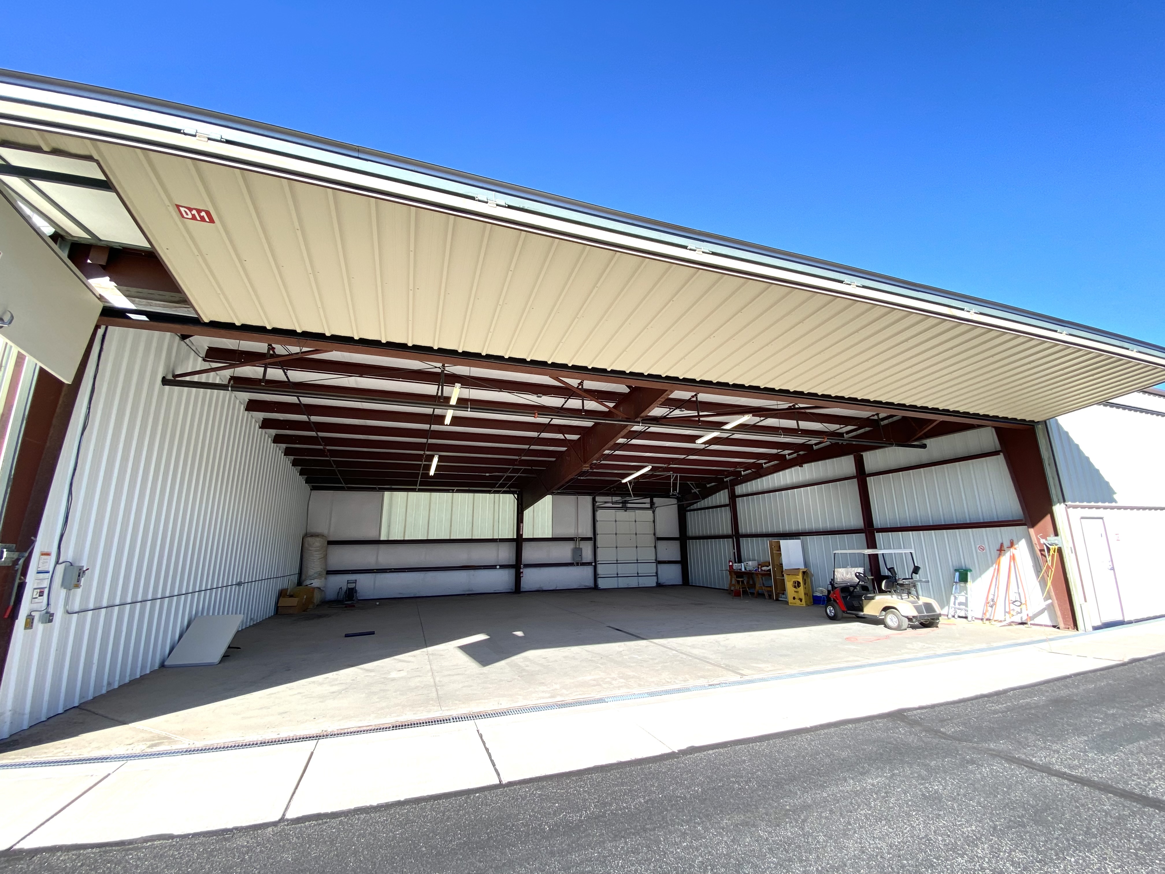Hangar in 