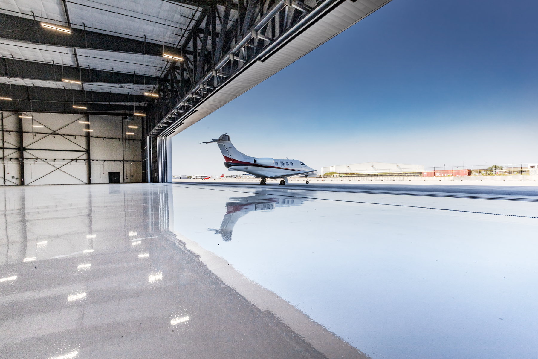 Hangar in h