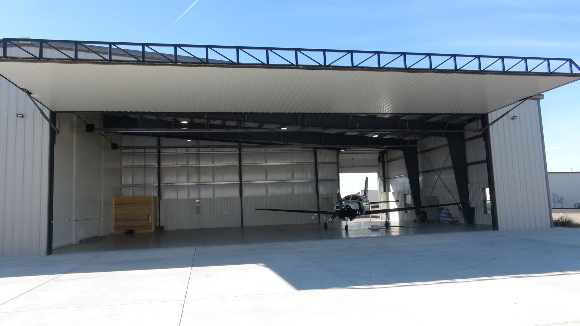 Hangar in w