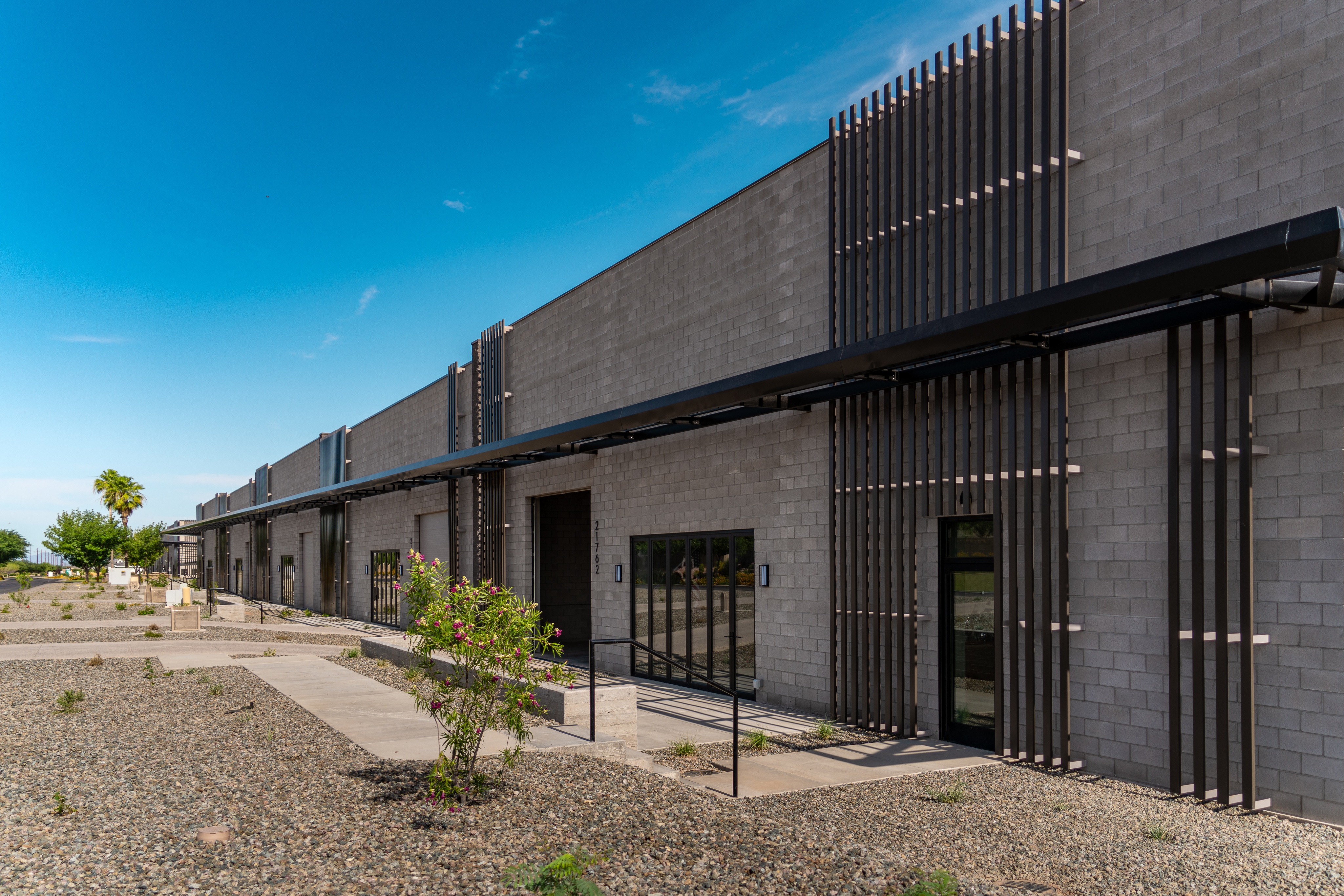 ArtDesignDrive-VolareHangars-155-5mb.jpg