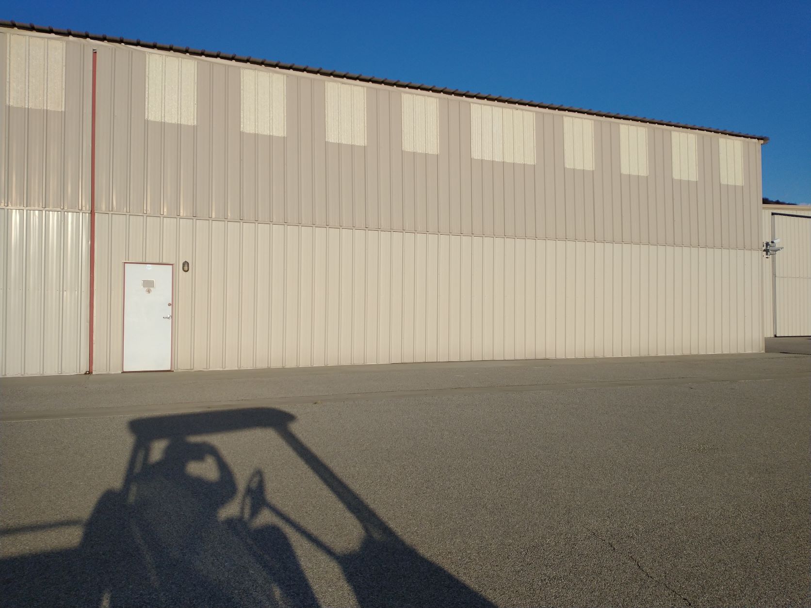 Hangar in p