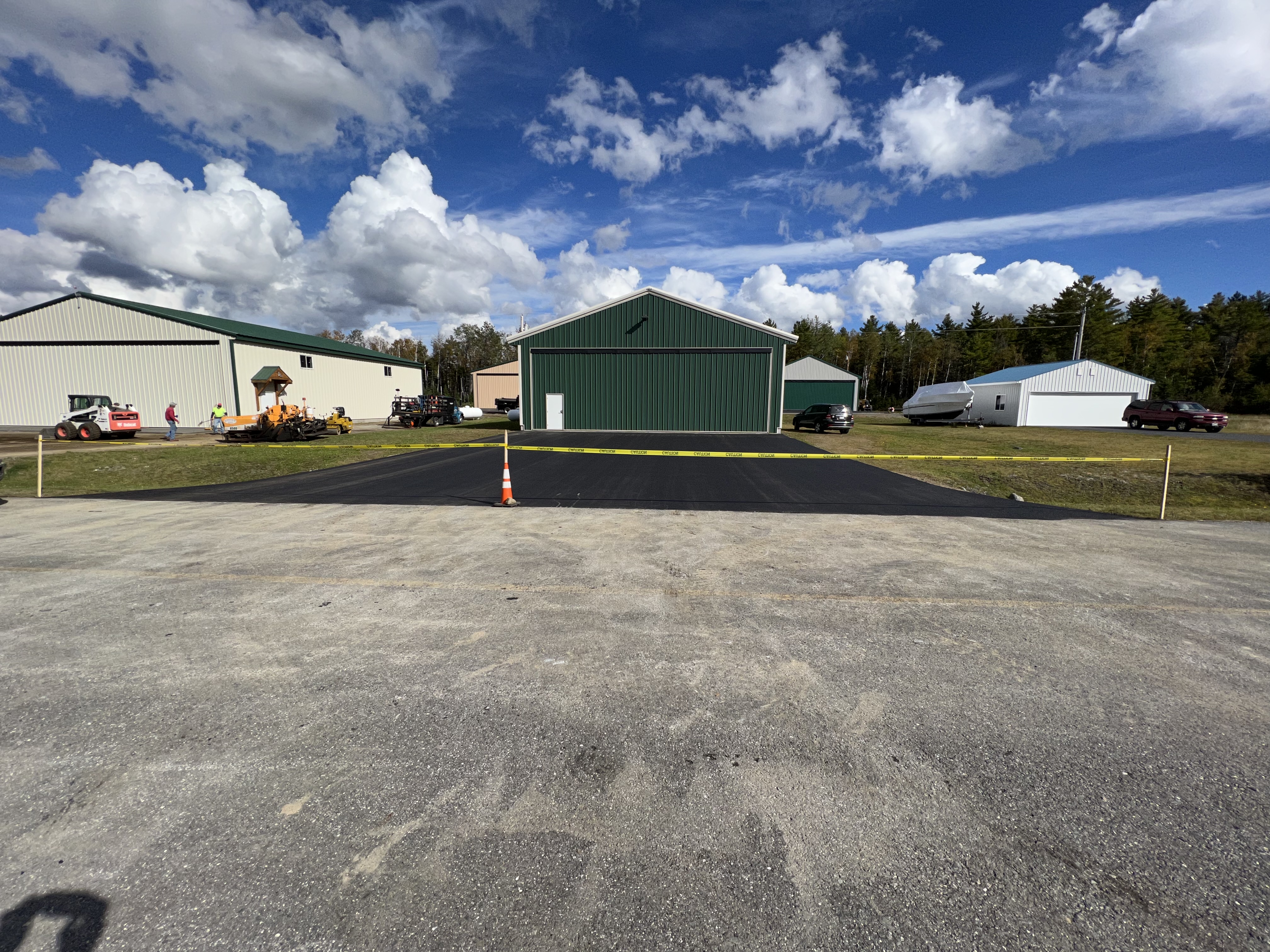 Hangar in g