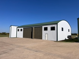 Hangar in T