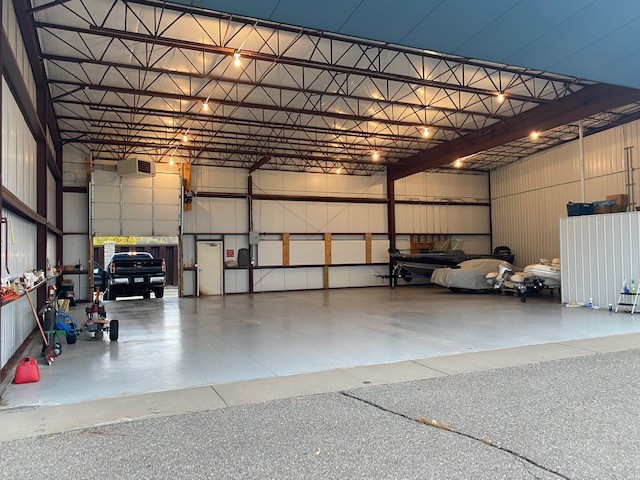 Hangar in 