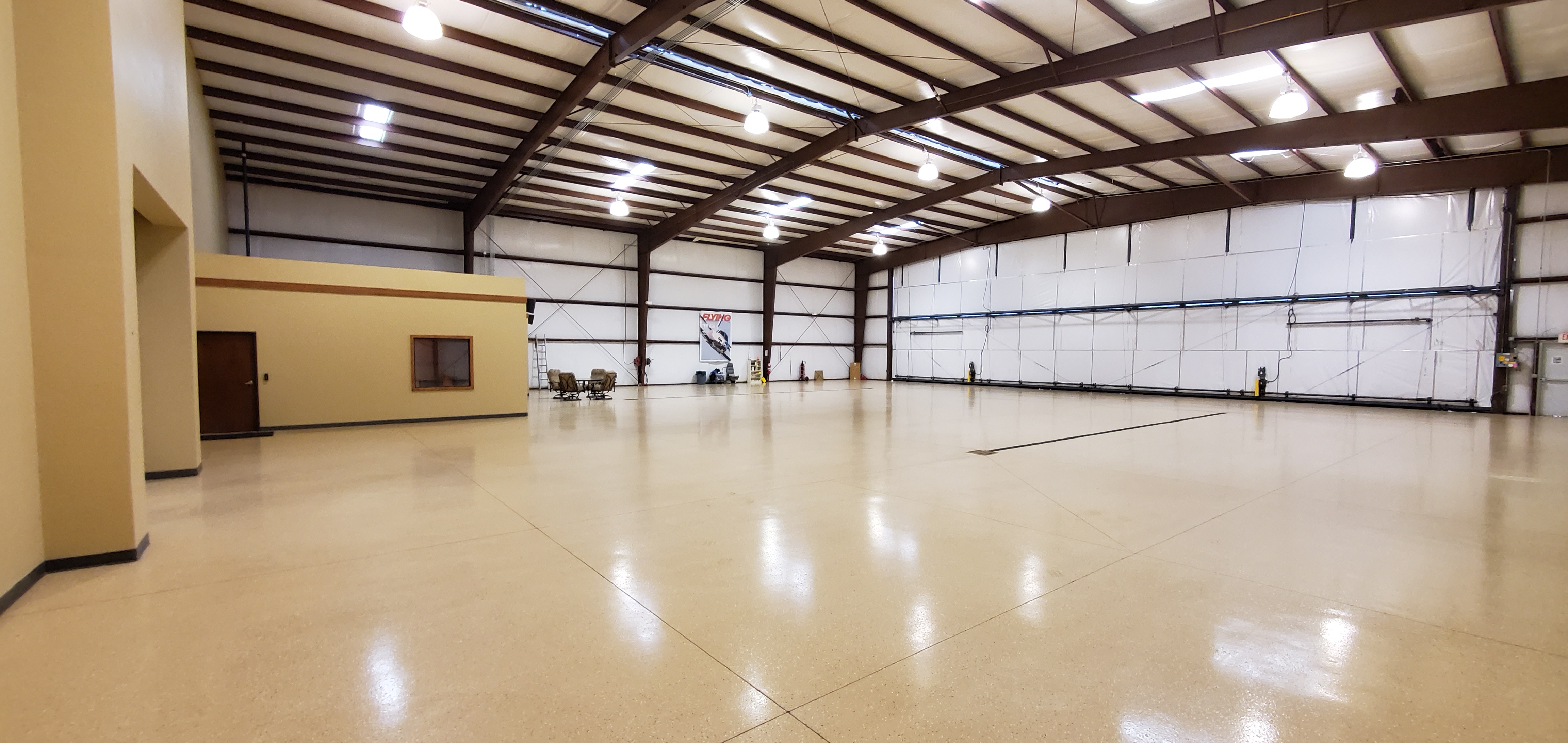 Hangar in 
