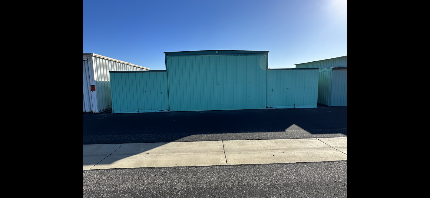 Hangar in ?