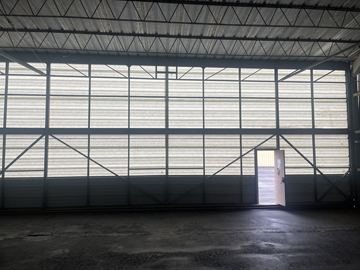 Inside_1.jpg