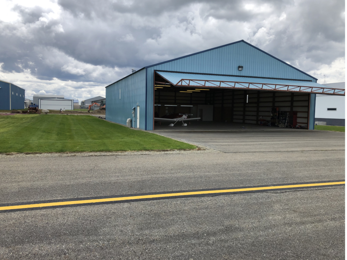 Hangar in i