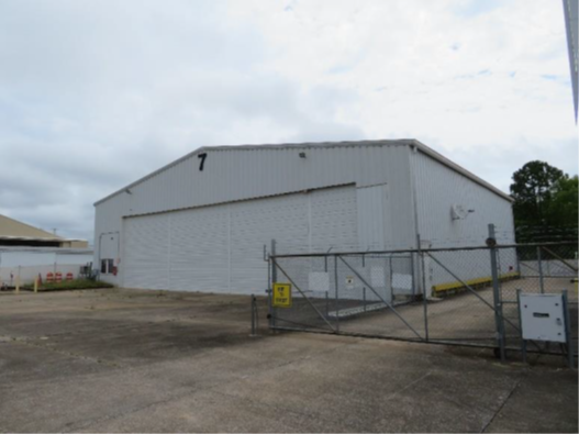 Hangar in A