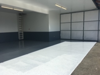 Hangar in w