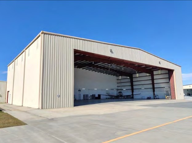 Hangar in g