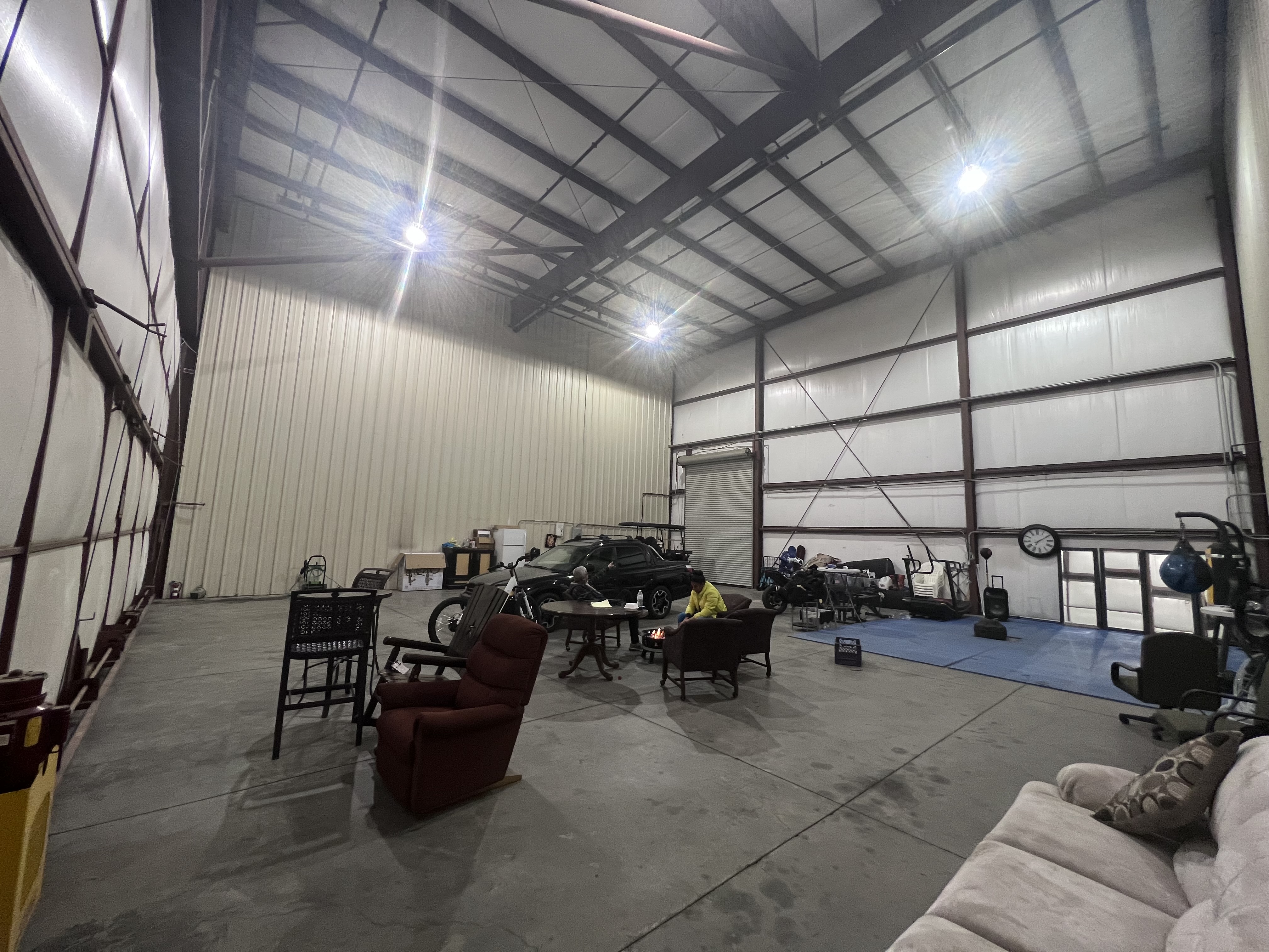 Hangar in c