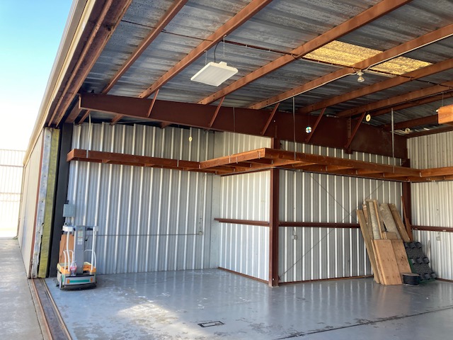 Hangar in C