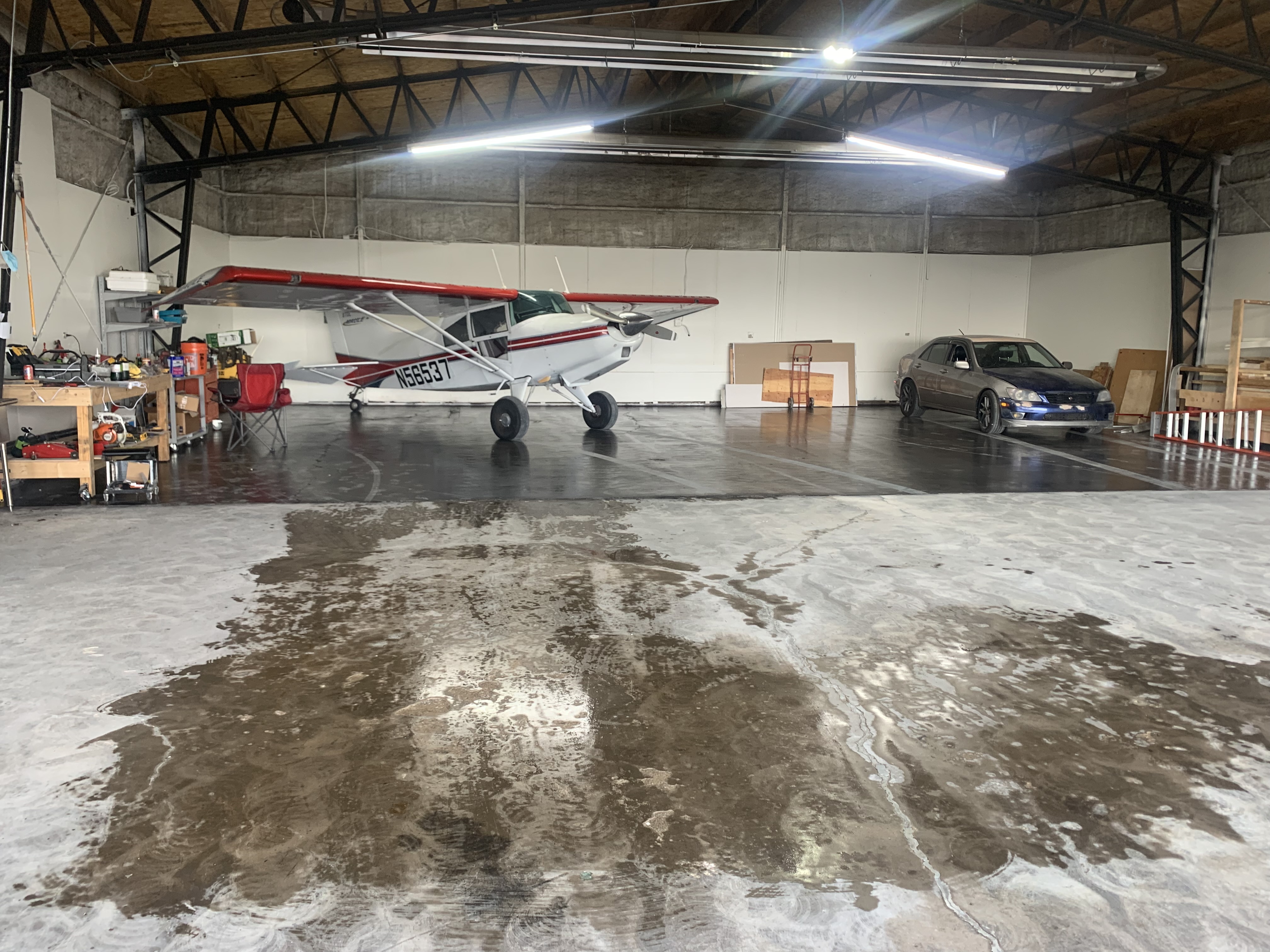 Hangar in c