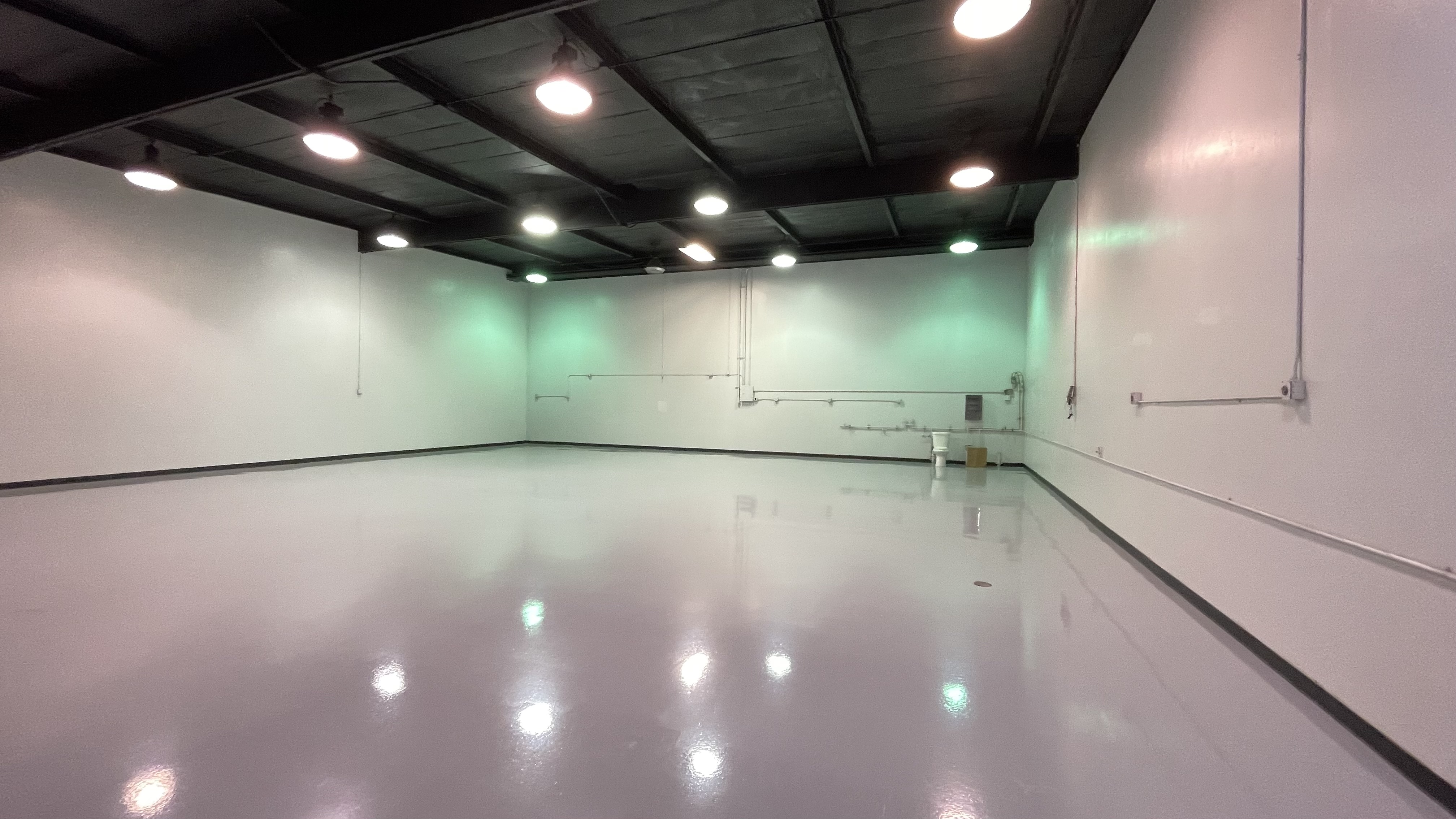 Hangar in c