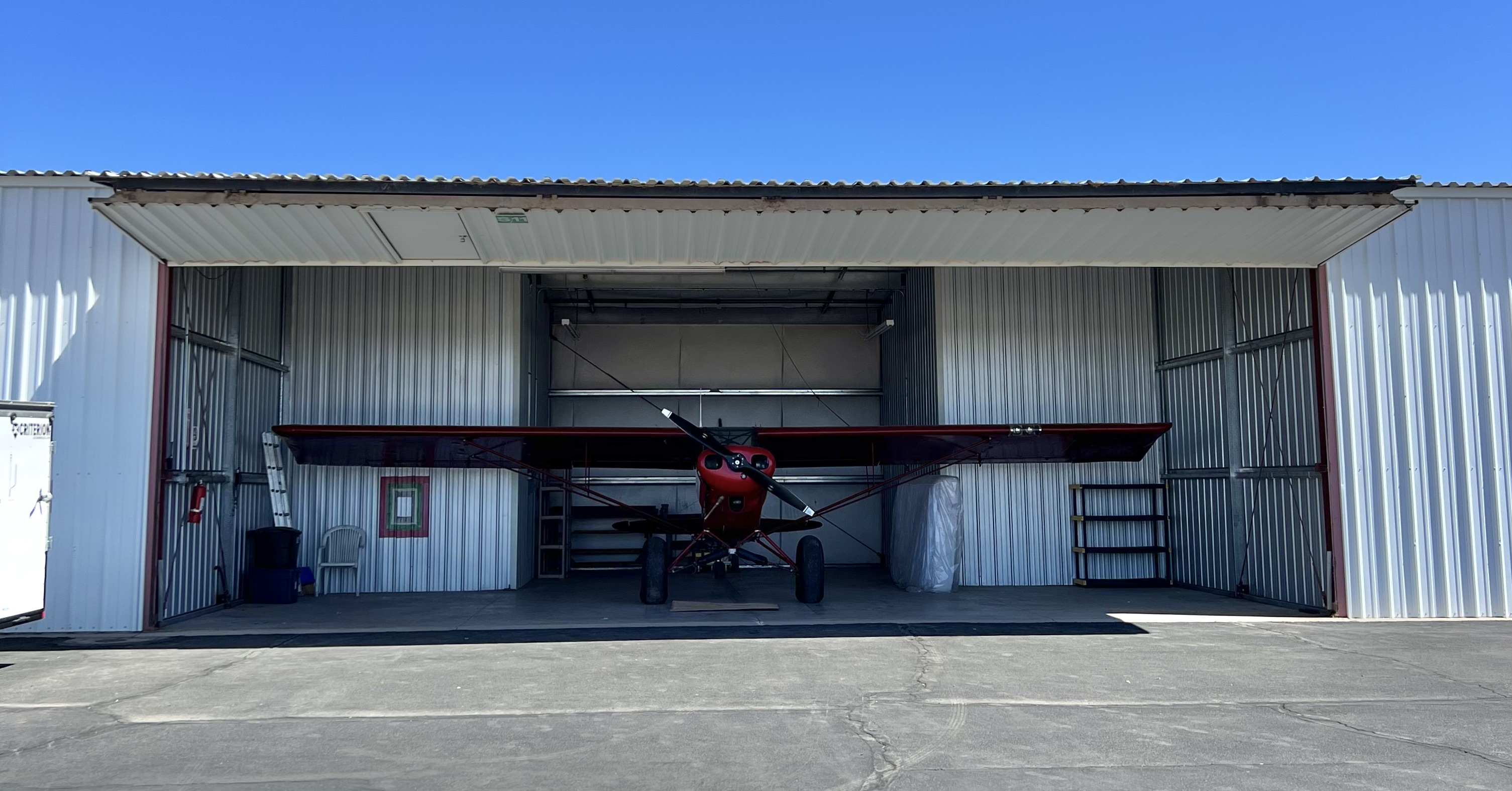 Hangar in c