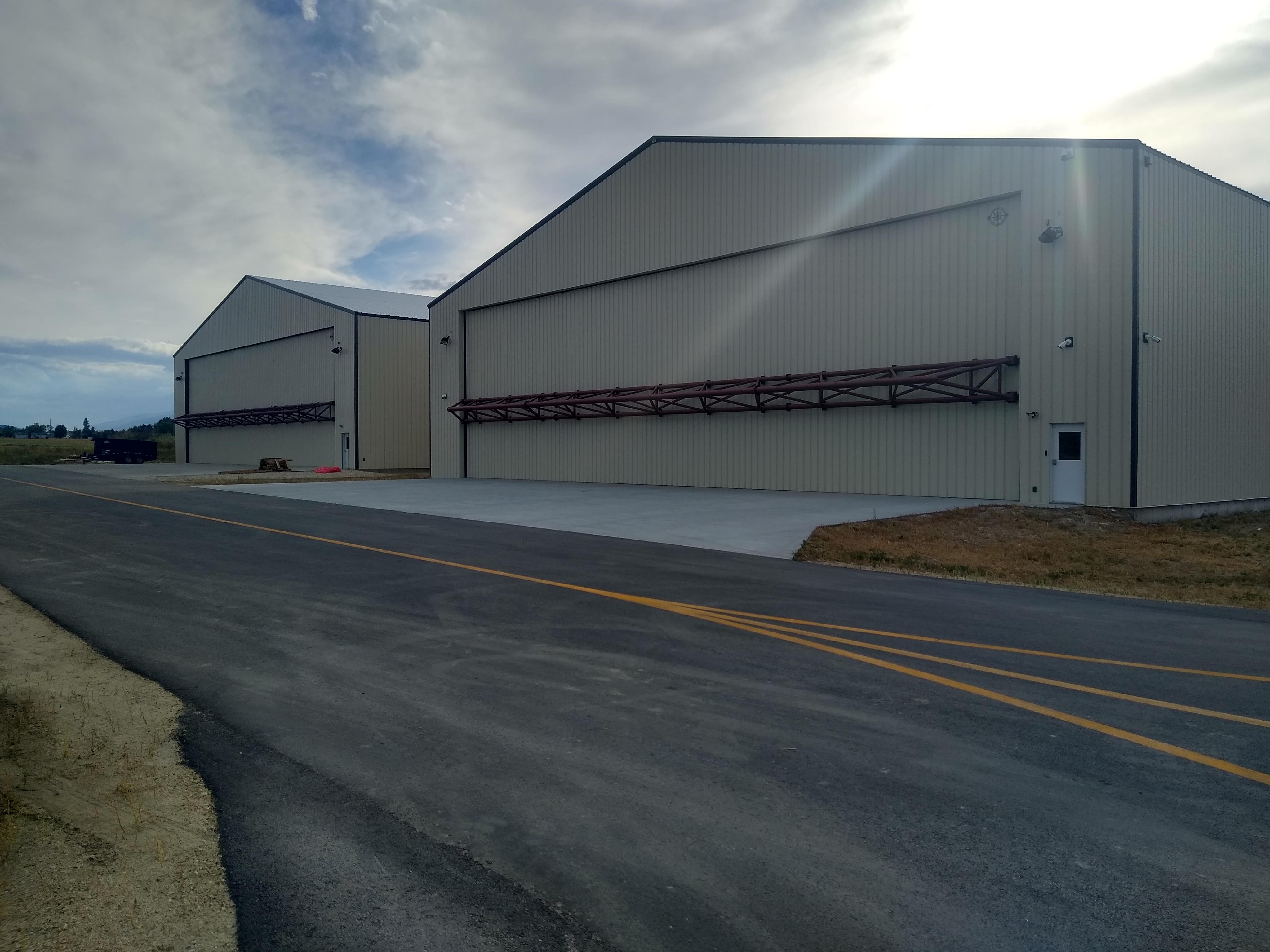 Hangar in M