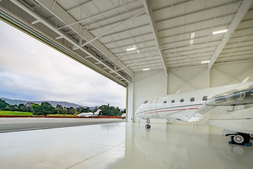 Hangar in m