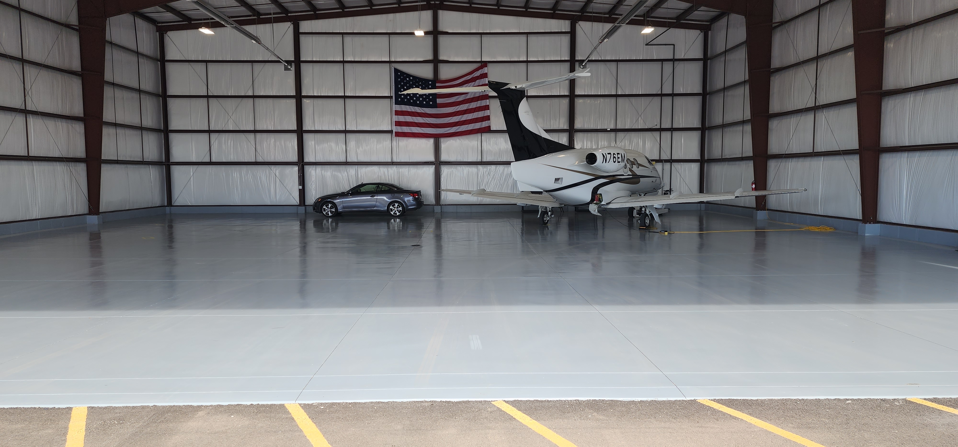 Hangar in g