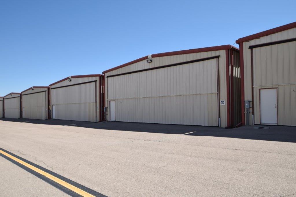 Hangar in h
