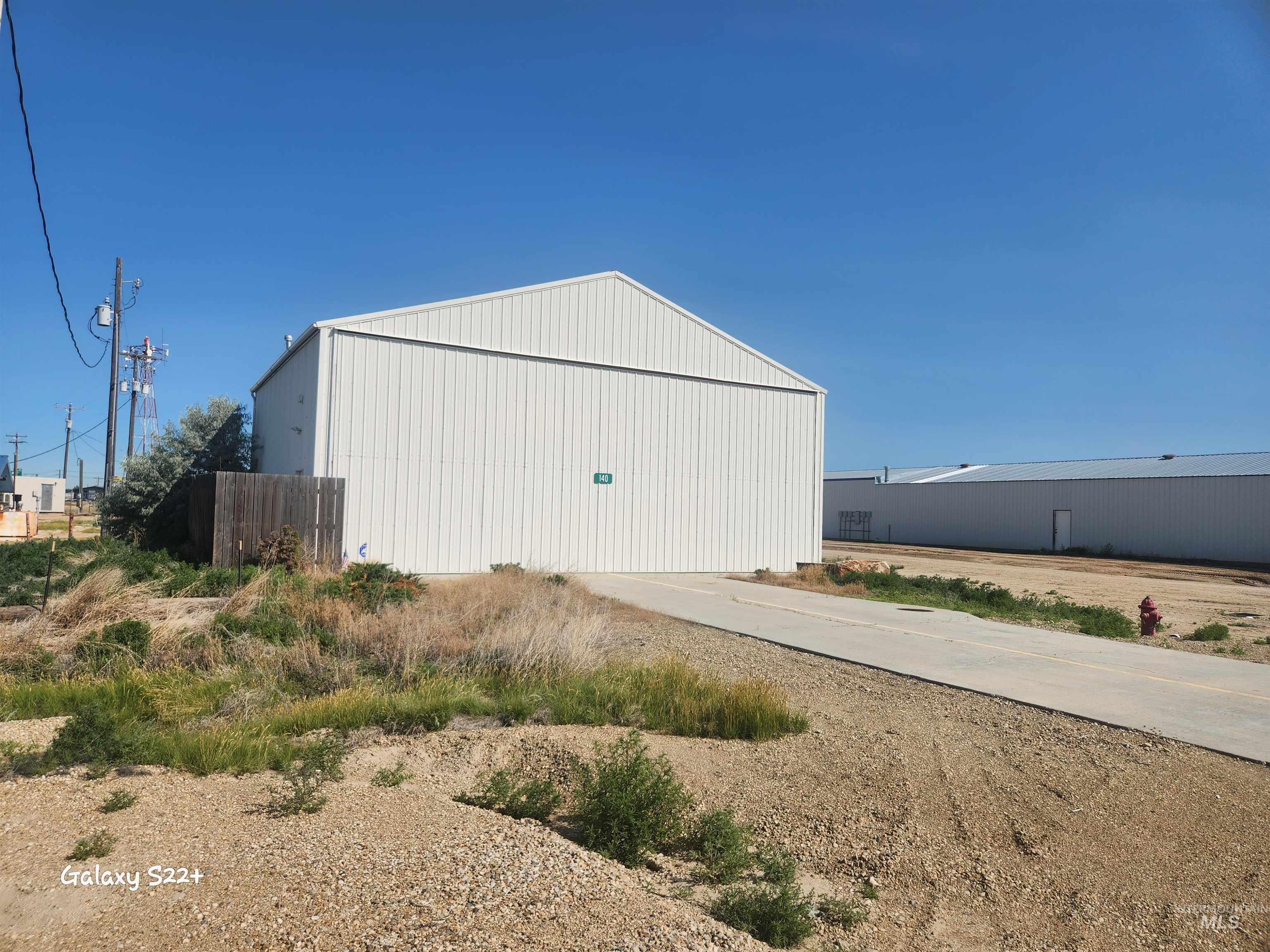 Unit_140_Front_of_Building.jpeg
