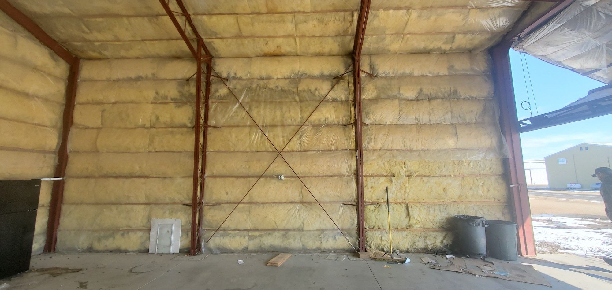 Unit_140_Interior_-_Looking_Toward_North_Wall.jpg