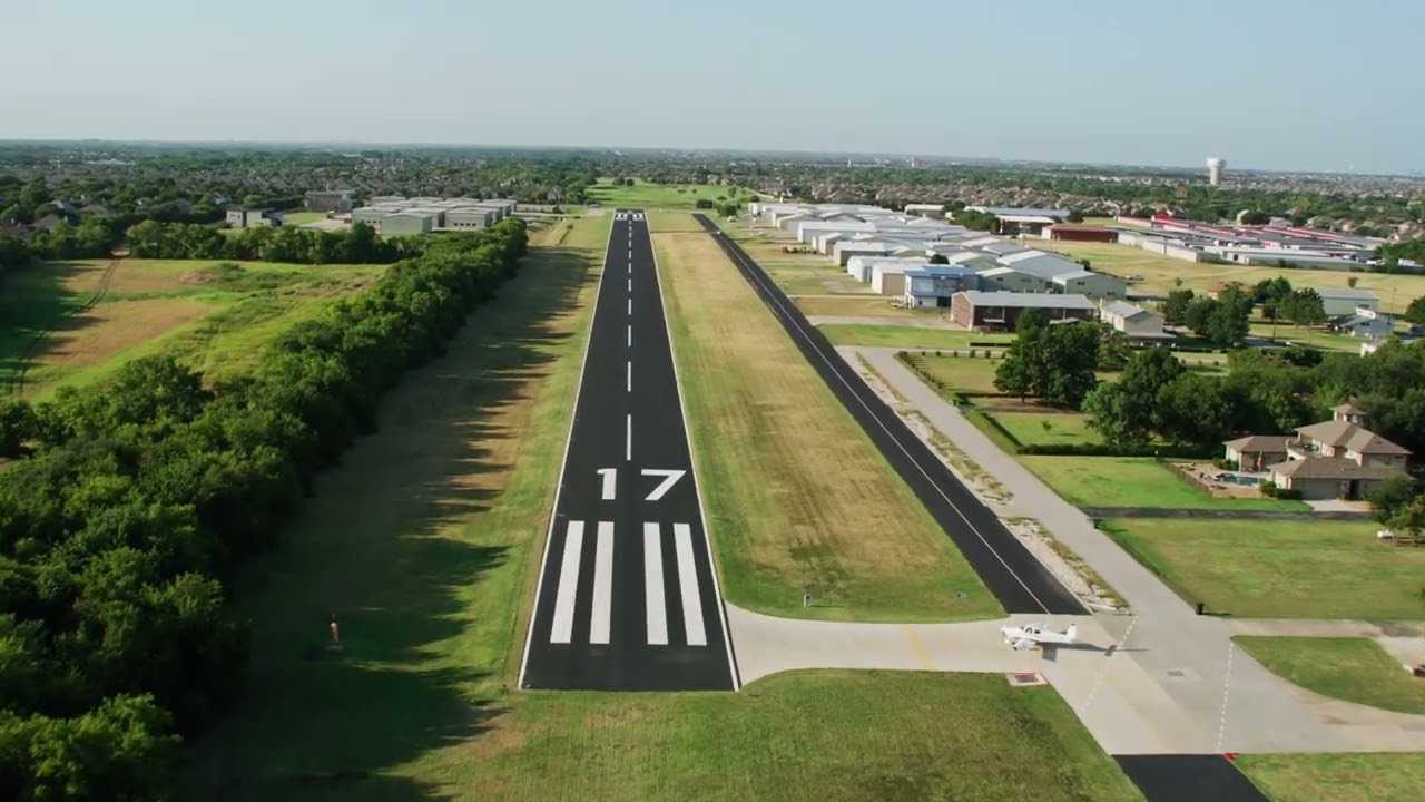 Aero_Country_Runway.jpg