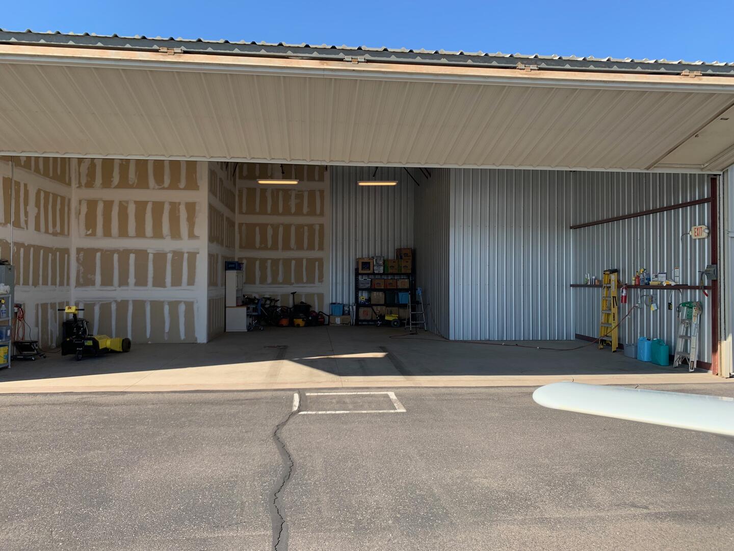 FB_5-14-24_Gateway_hangar_IMG_8385.jpg