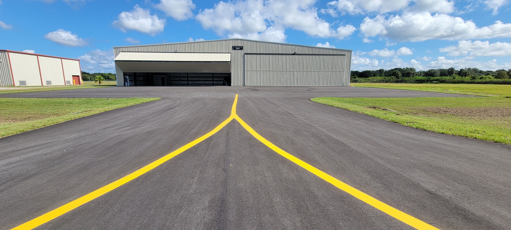 Hangar in t