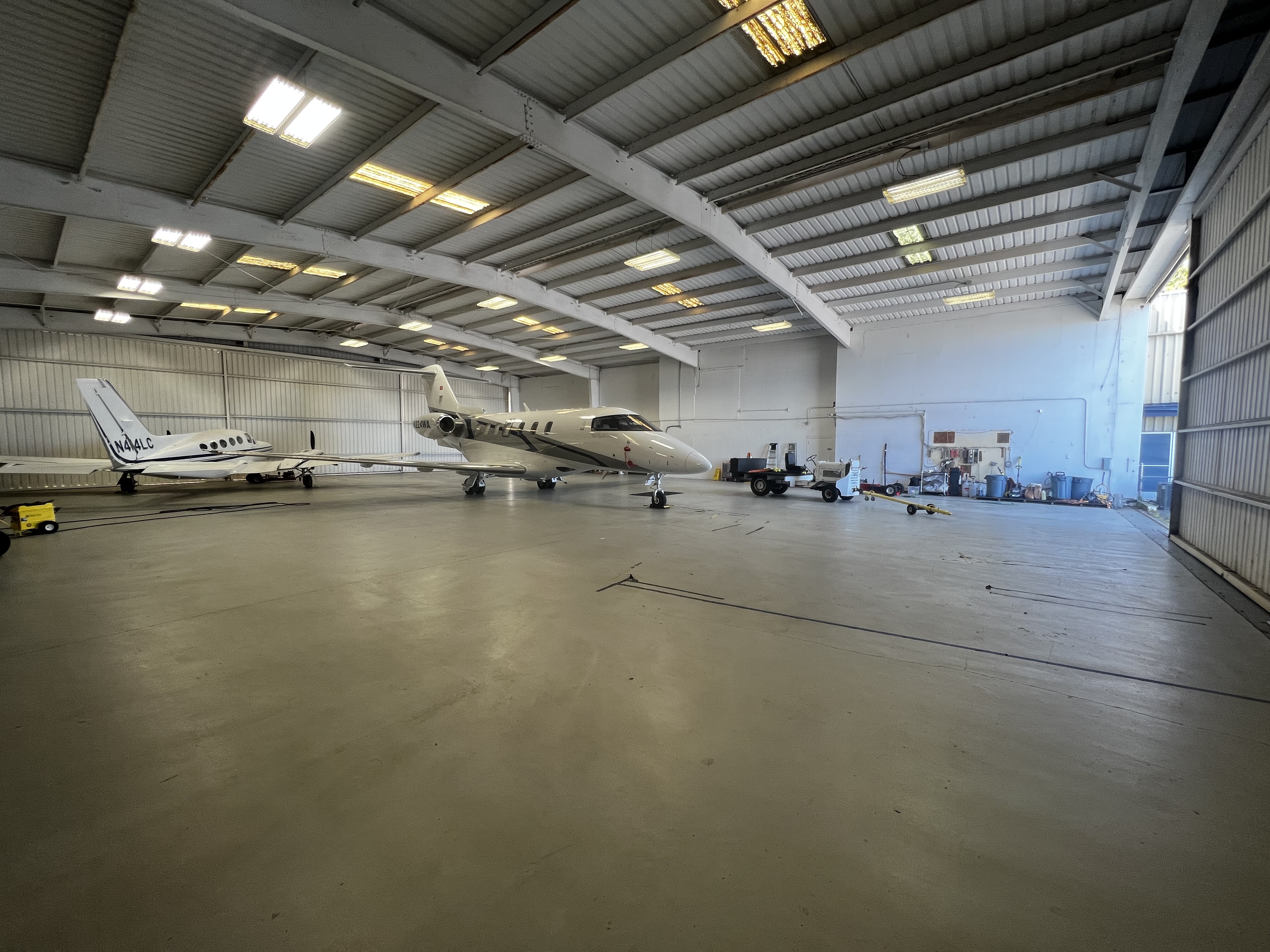 Hangar in c