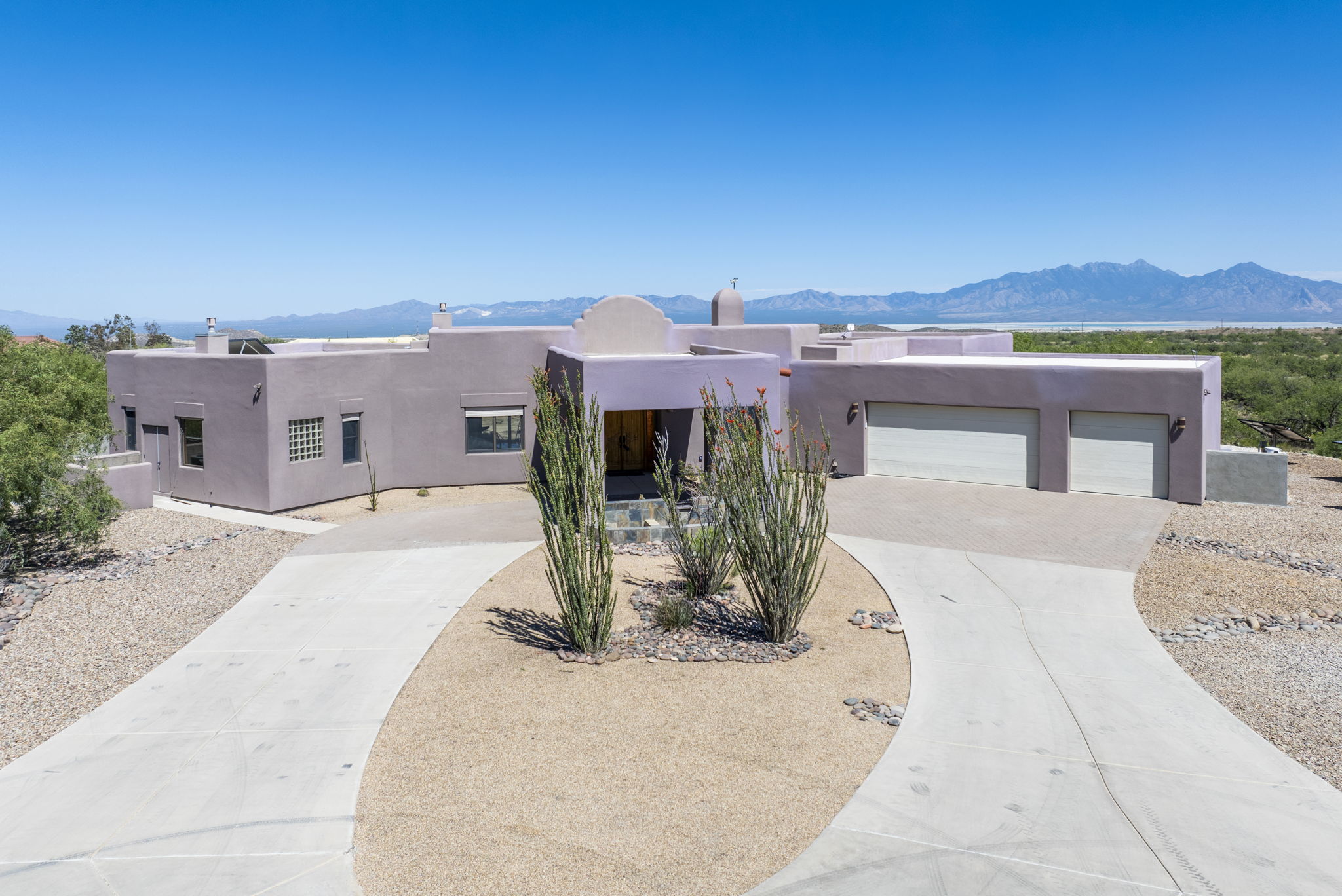 2-web-or-mls-7235-w-lost-silver-ln.jpg