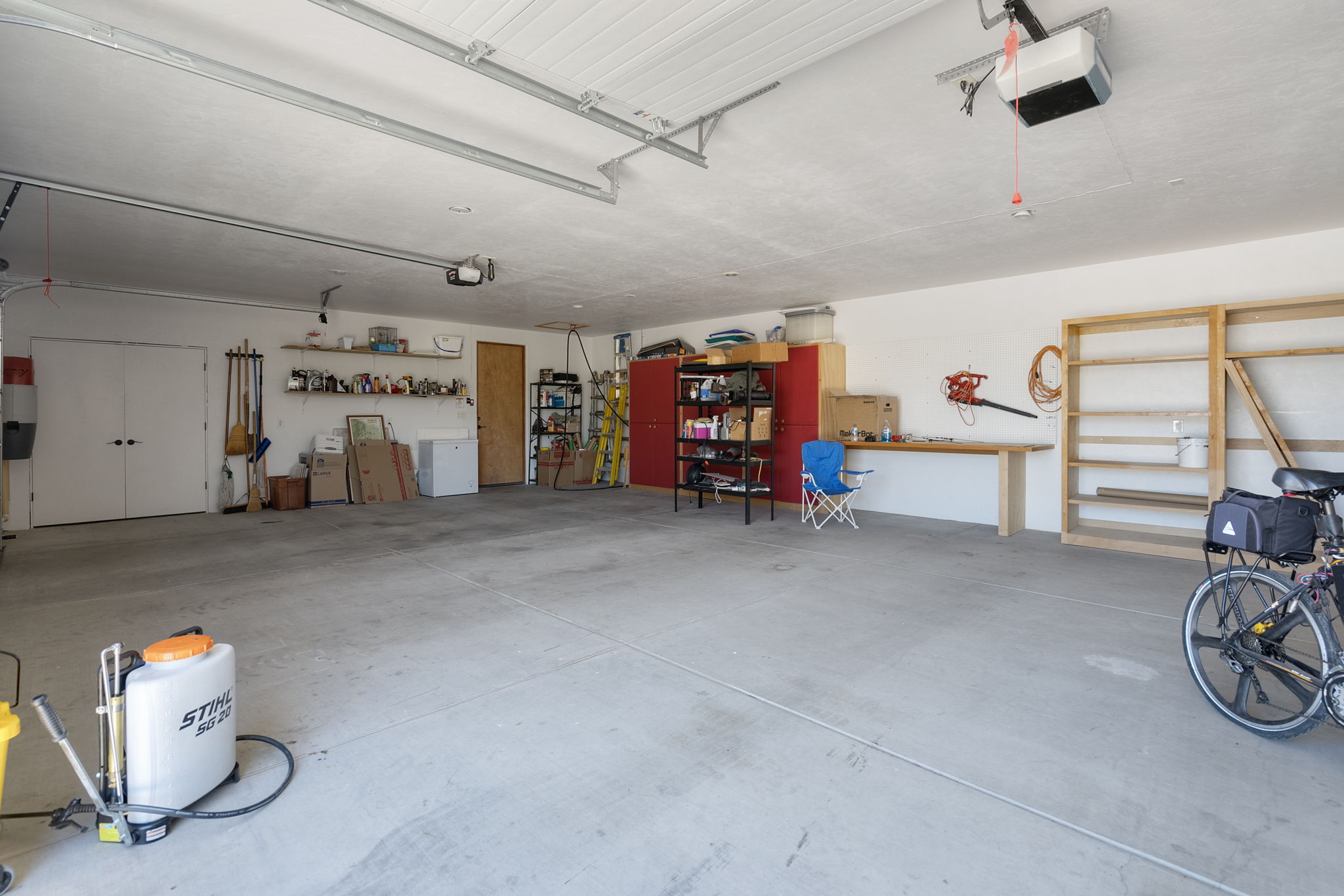 26-web-or-mls-7235-w-lost-silver-ln.jpg