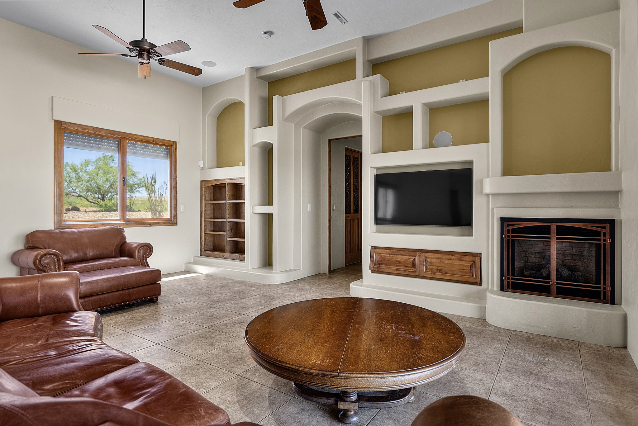 33-web-or-mls-7235-w-lost-silver-ln.jpg