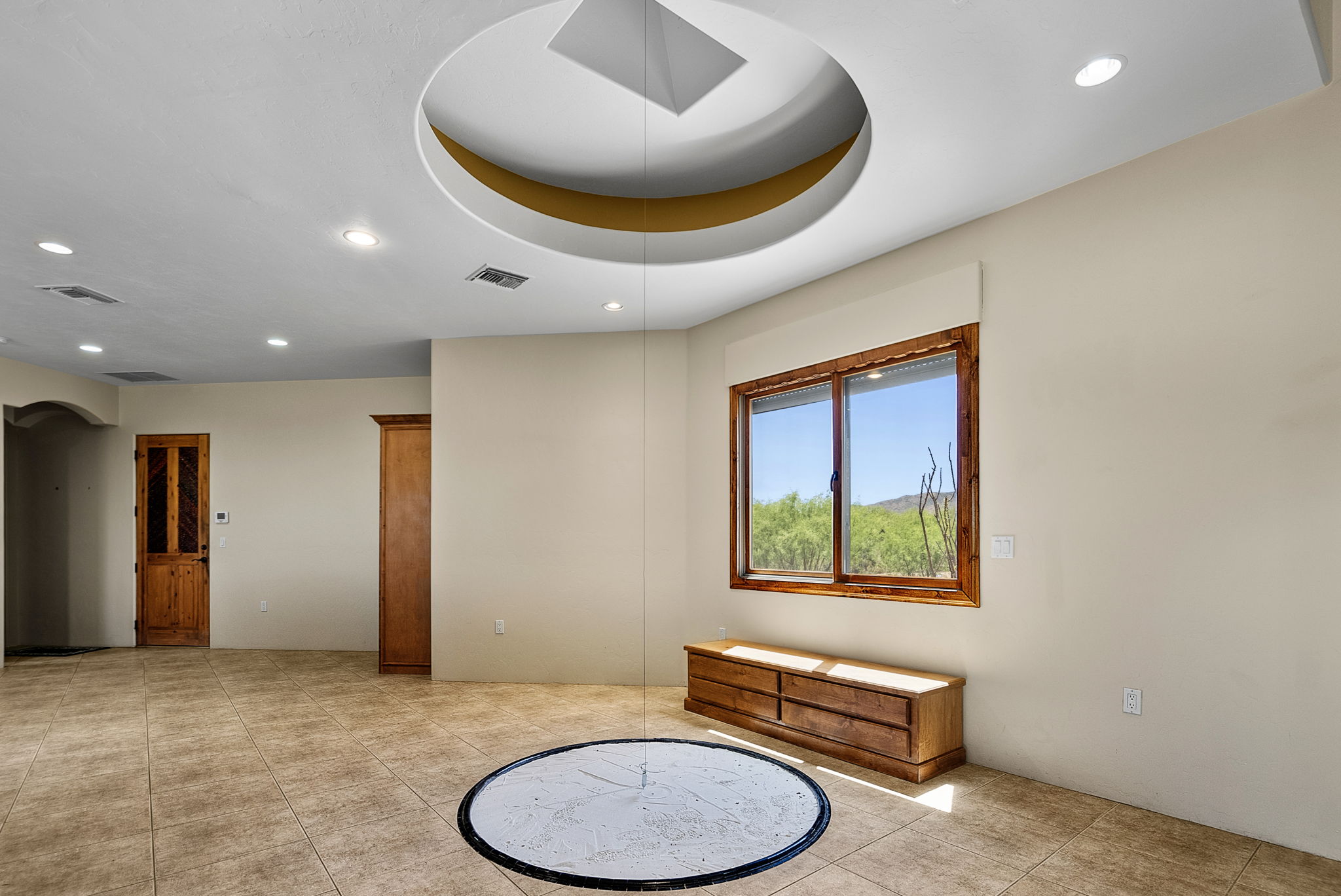 36-web-or-mls-7235-w-lost-silver-ln.jpg