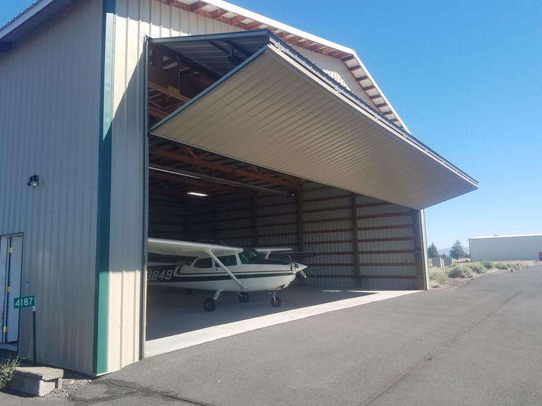 4187-SW-Aviation-Blvd-Prineville-OR-Building-Photo-1-Large.jpg