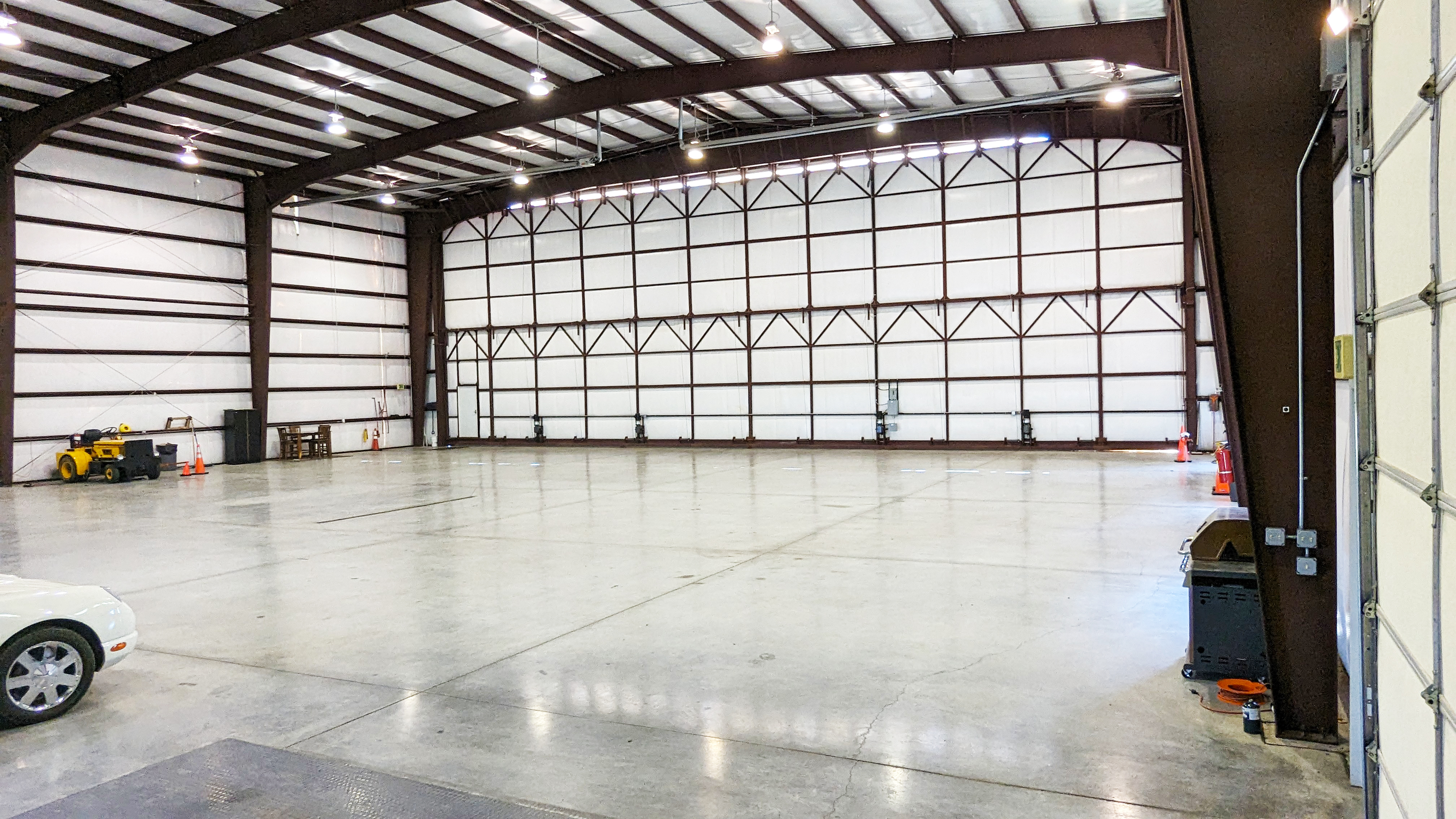 Interior_3.jpg