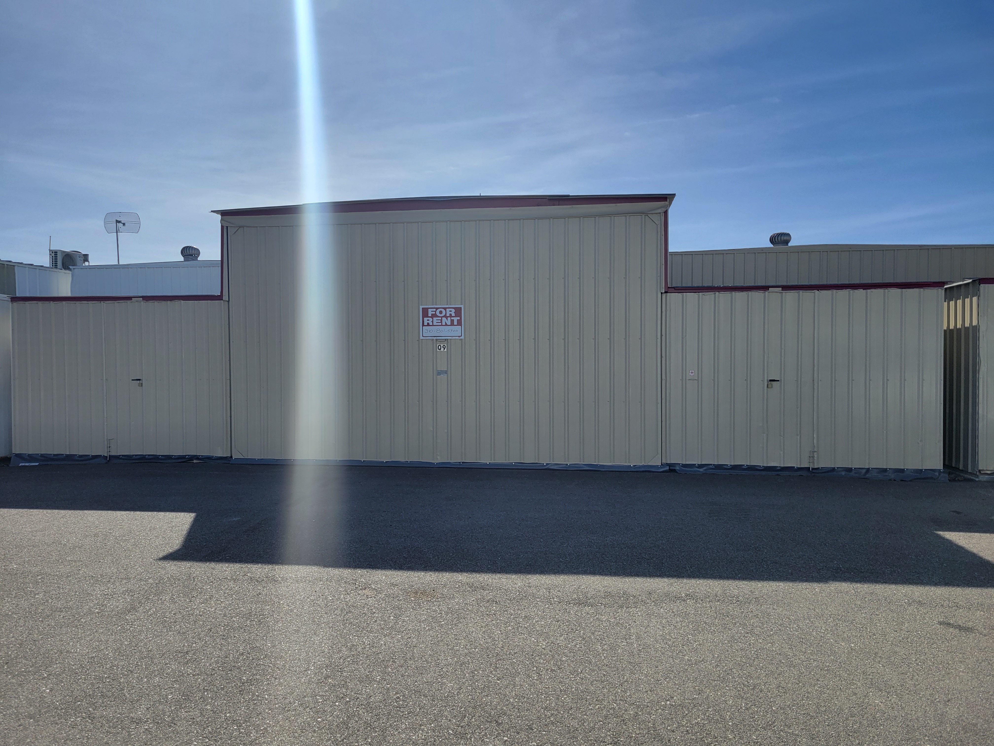 Hangar in c