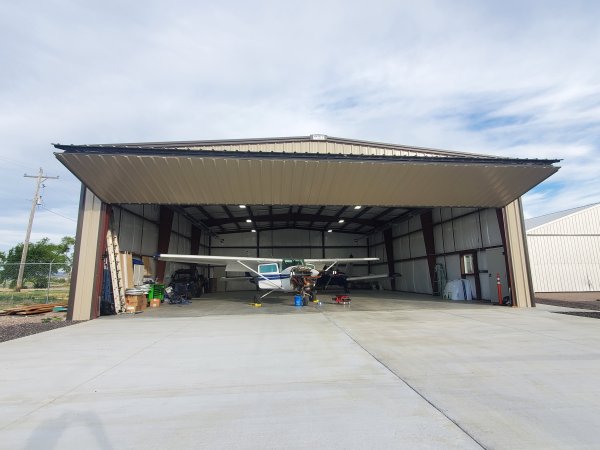 Hangar_3.jpg