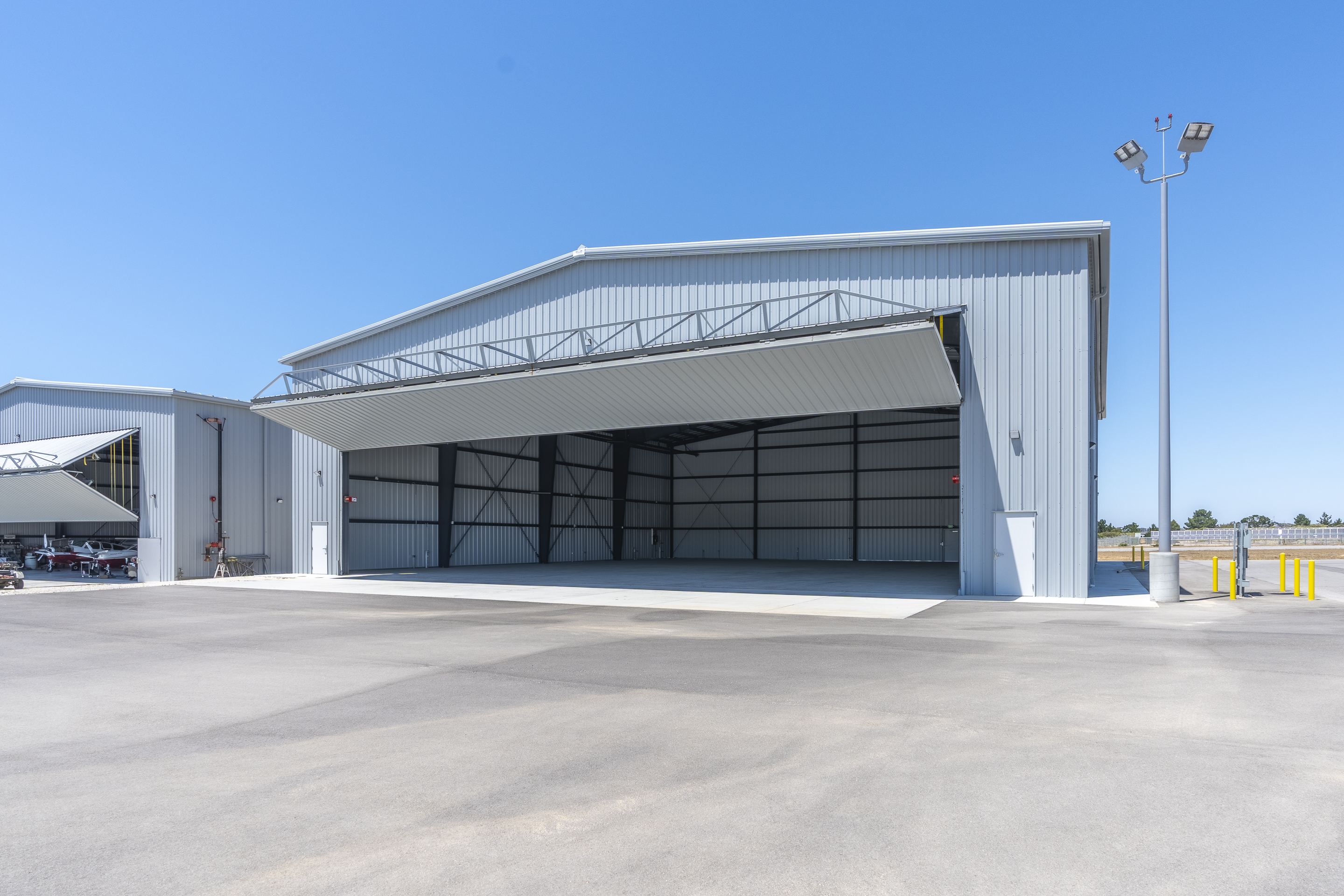 Hangar in m