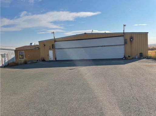 Hangar in m