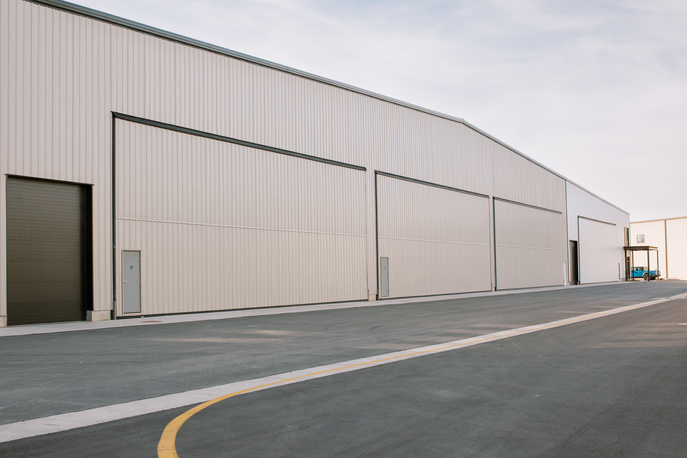 Hangar in s