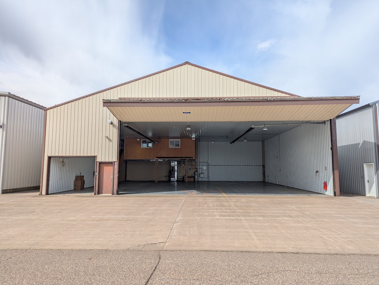 Hangar in 