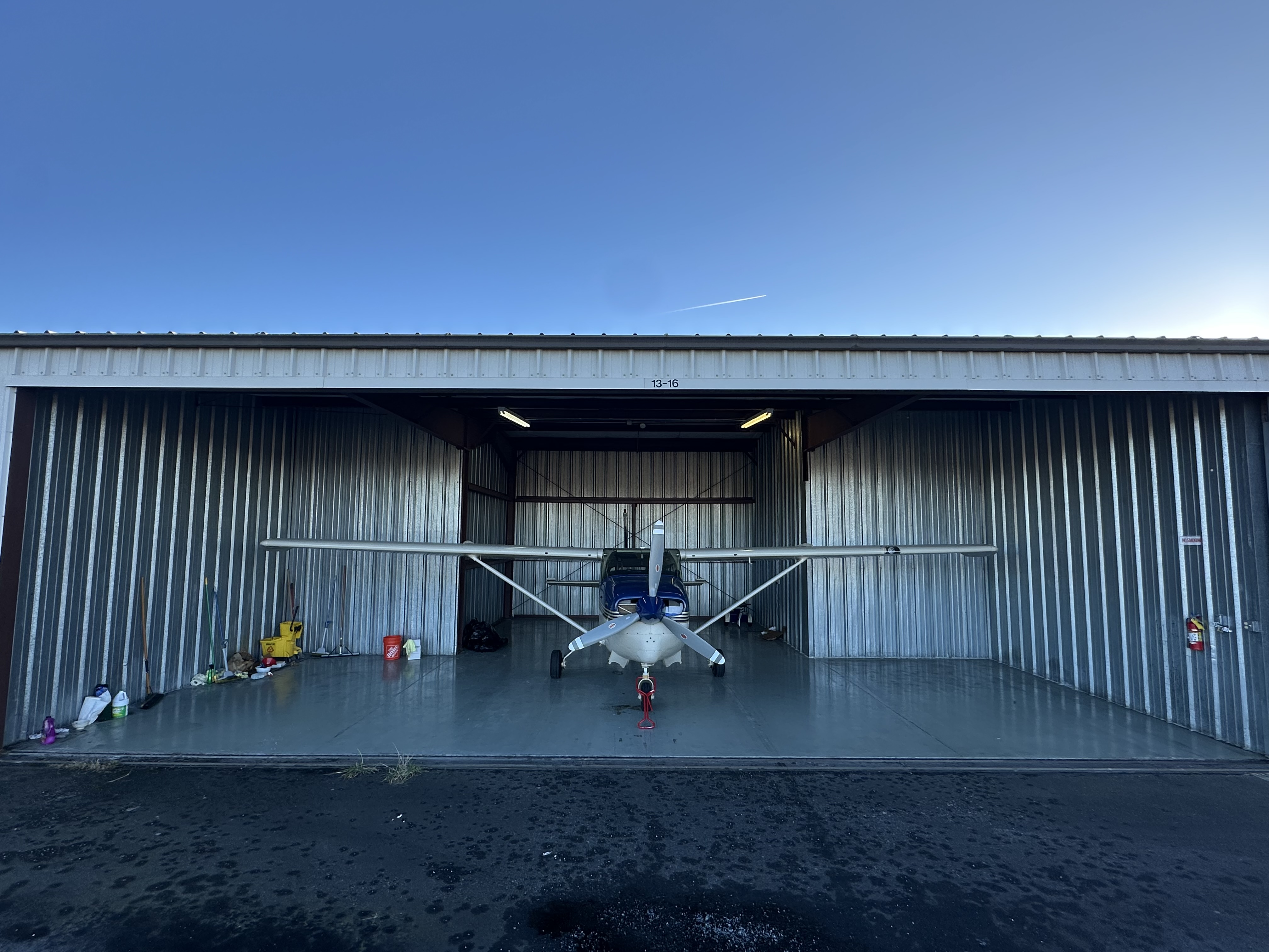 Hangar in 