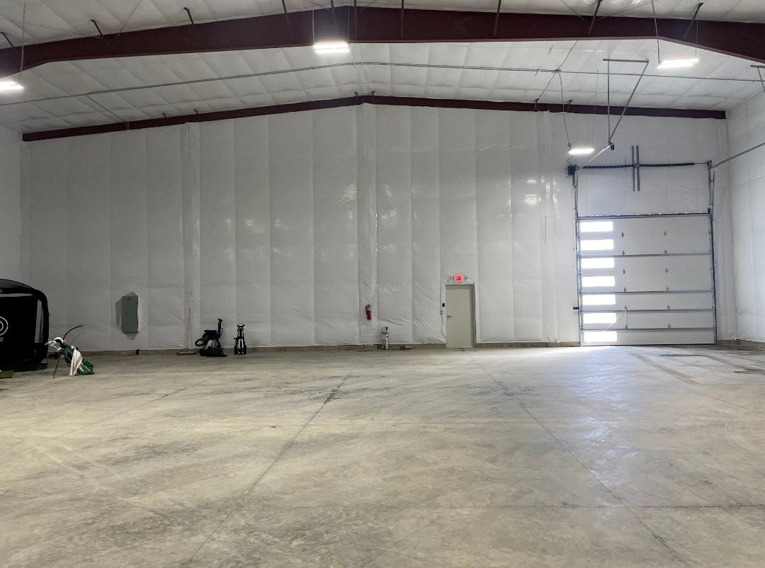 Hangar_4.jpg