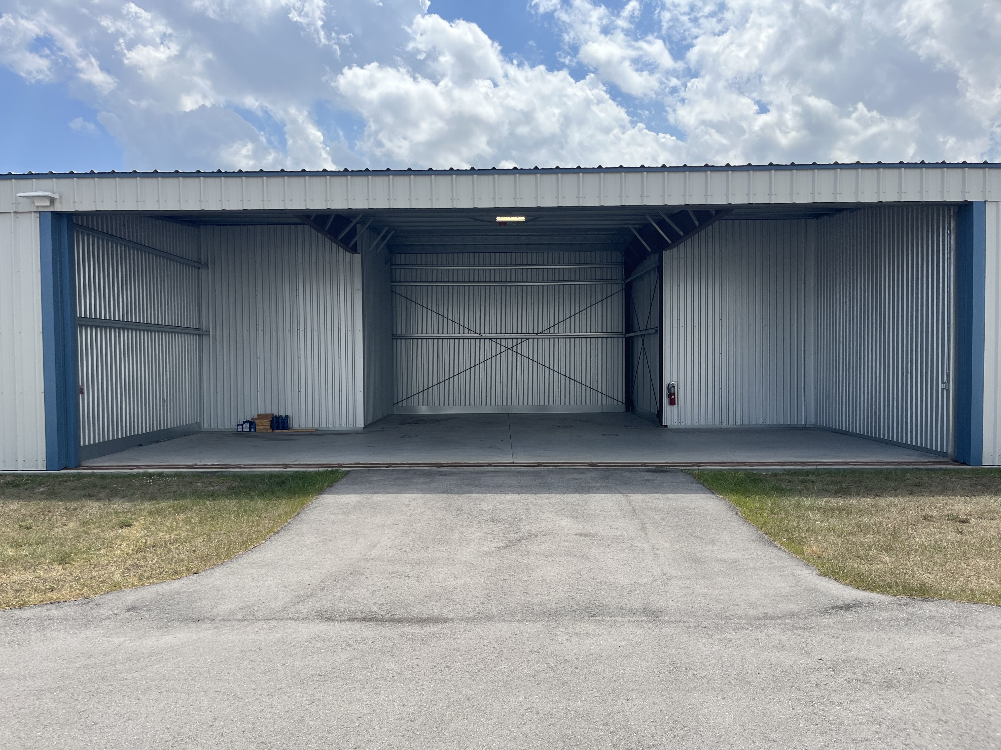 Hangar in 